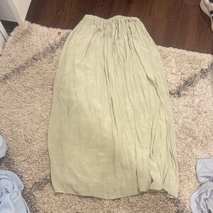 Club Monaco Light Green Maxi Skirt